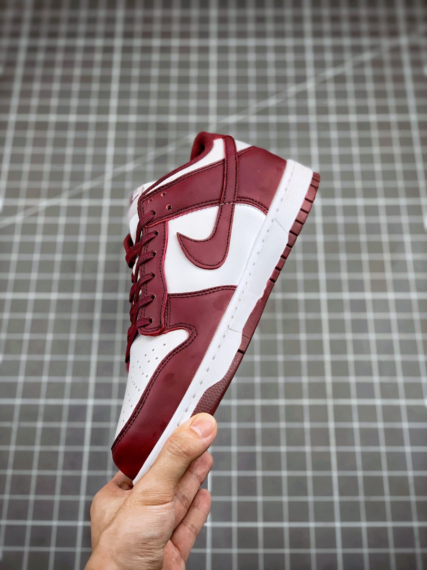 . SB Dunk Low "UNLV" sneakers-Luxeon