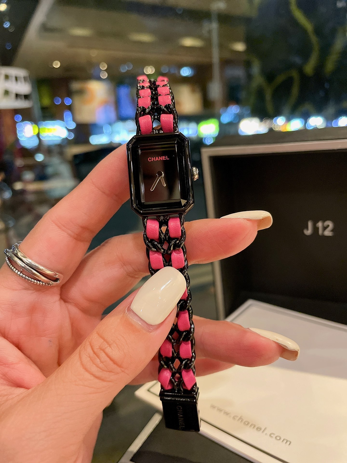 C style PREMIERE ELECTRO Women Wristwatch Leather Bracelet Band-Luxeon