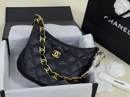 C style hobo vintage handbag-Luxeon