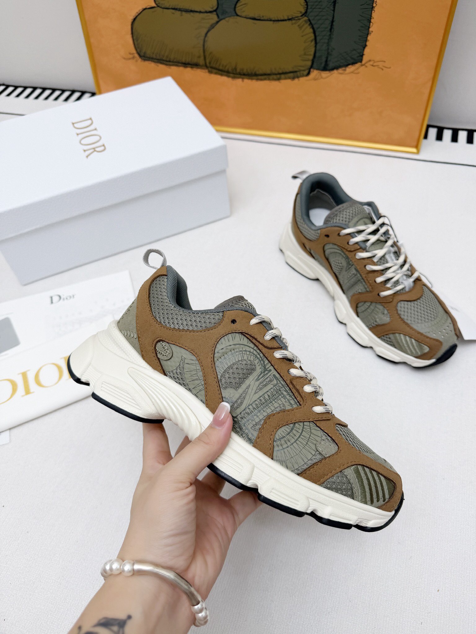 Mesh casual shoes