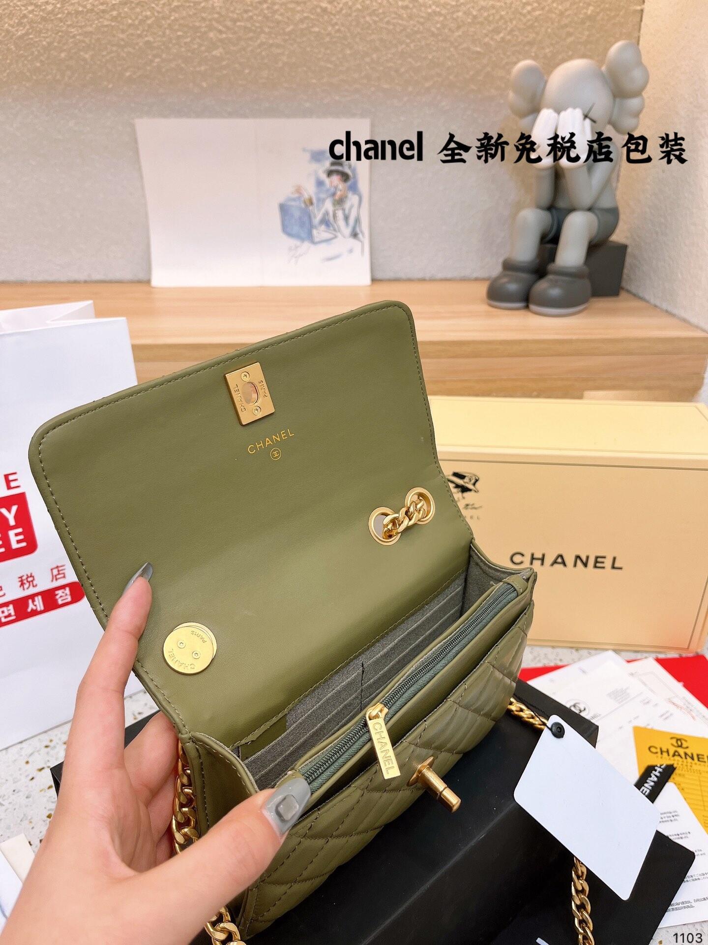 C style green handbag-Luxeon