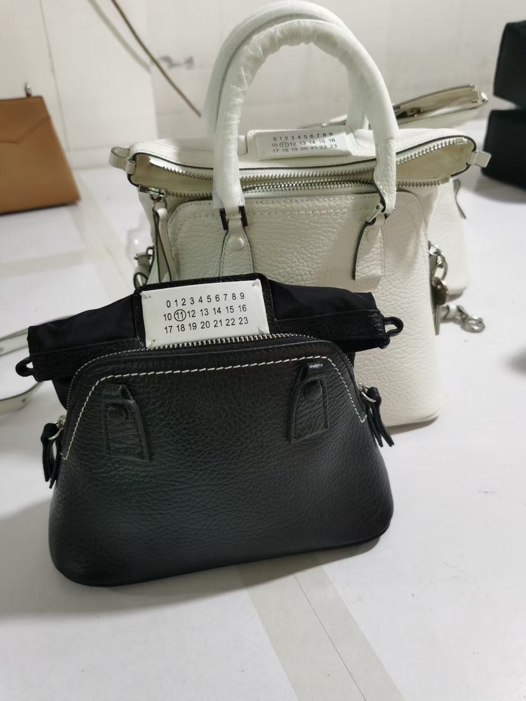 Maison Margiela Shoulder Bags Shell Bags MM6-Luxeon