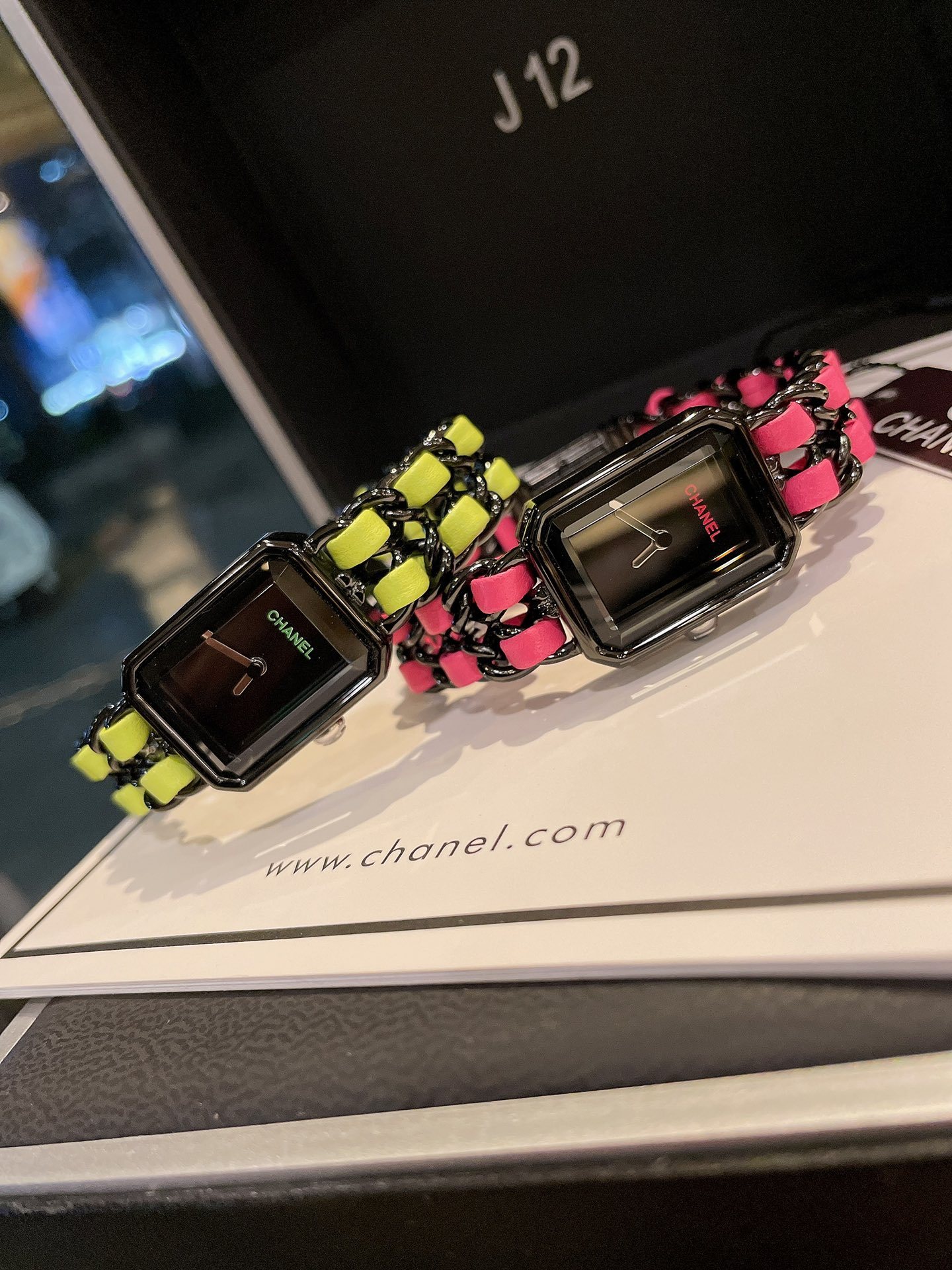 C style PREMIERE ELECTRO Women Wristwatch Leather Bracelet Band-Luxeon