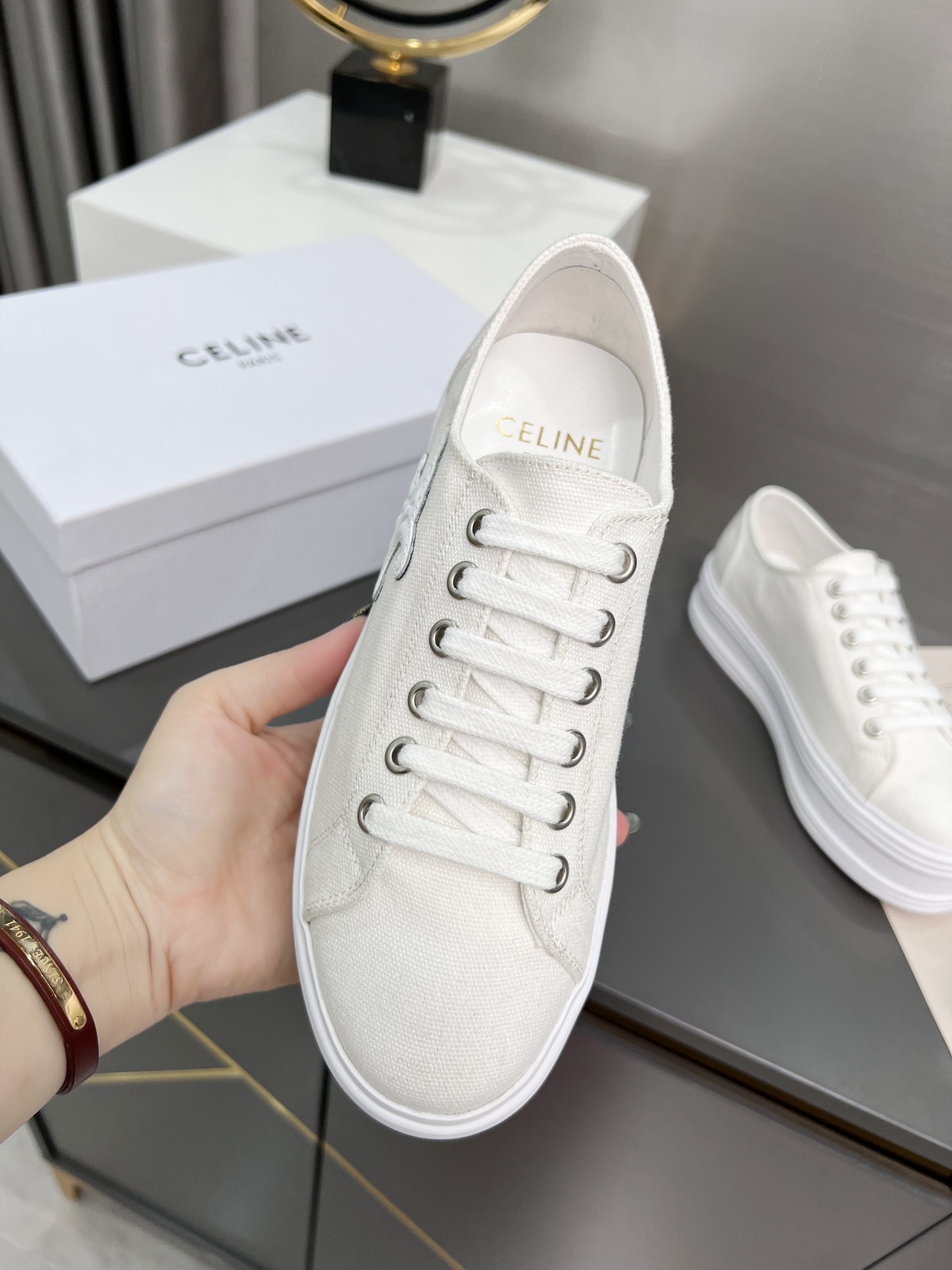 C style low heel canvas casual shoes-Luxeon