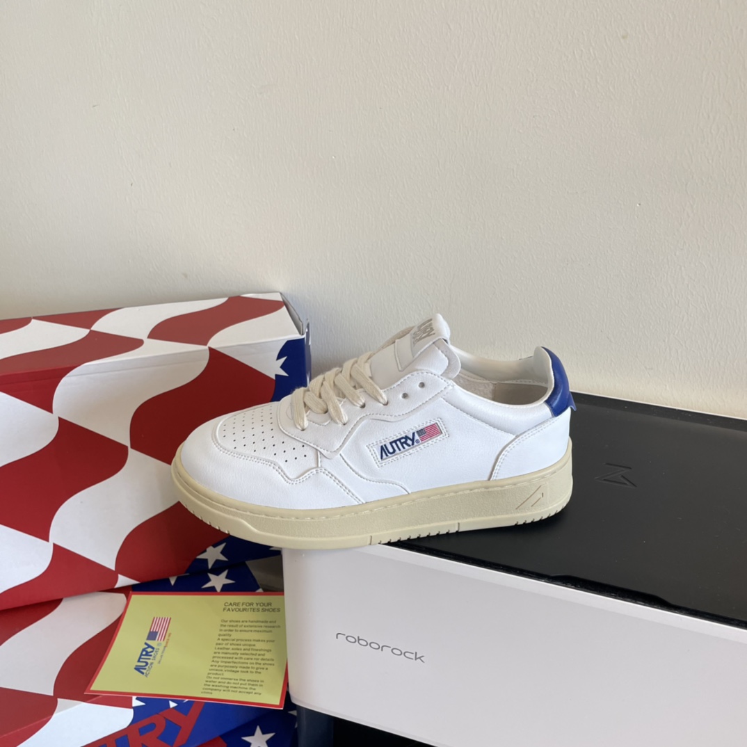 AUTRY new women vulanized shoes sports shoes-Luxeon