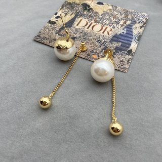 D style Ring Chain Tassel Pearl Stud Earrings-Luxeon