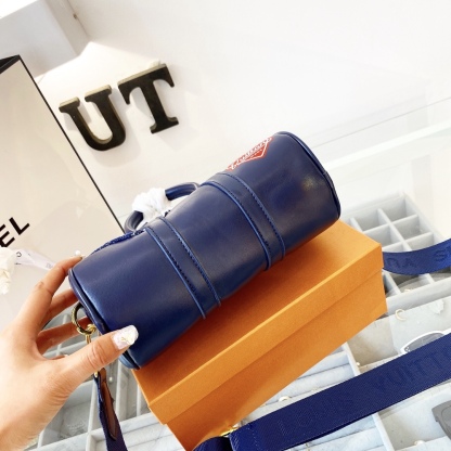 L style bag Boston Handbags-Luxeon