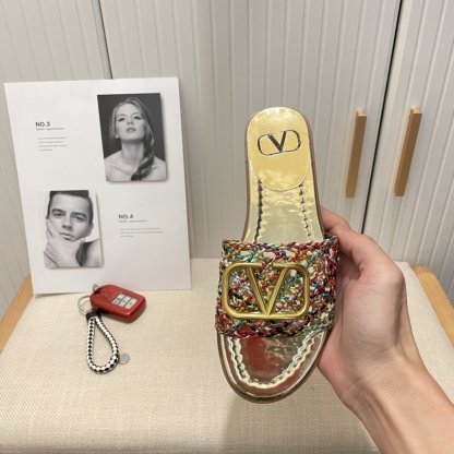 VALENTINO new hollow out slippers-Luxeon