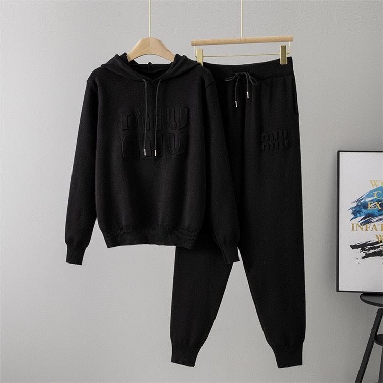 Casual sports hoodie set