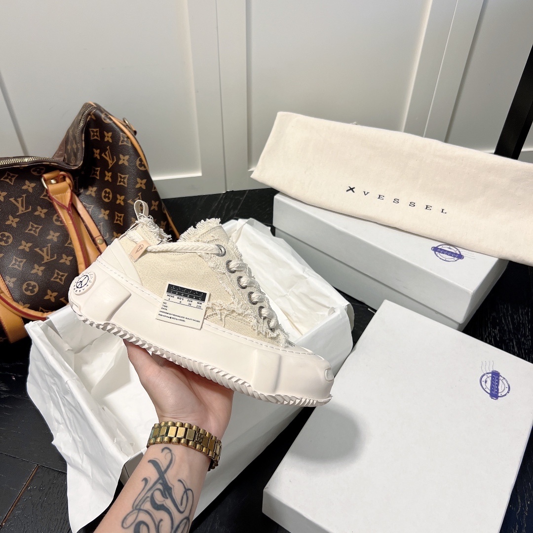 𝙓𝙫𝙚𝙨𝙨𝙚𝙡 𝙨𝙢𝙞𝙡𝙚𝙣𝙘𝙚 new women frayed shoes-Luxeon