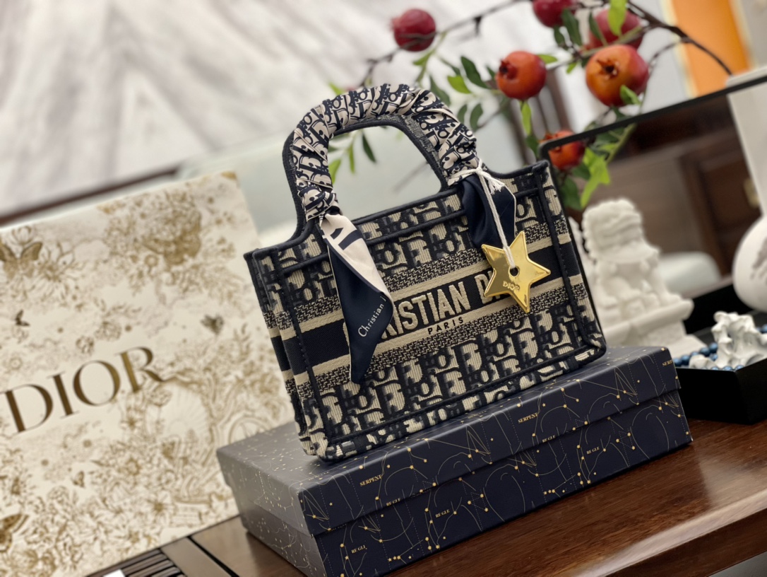 D style Mini Book Tote Handbags-Luxeon