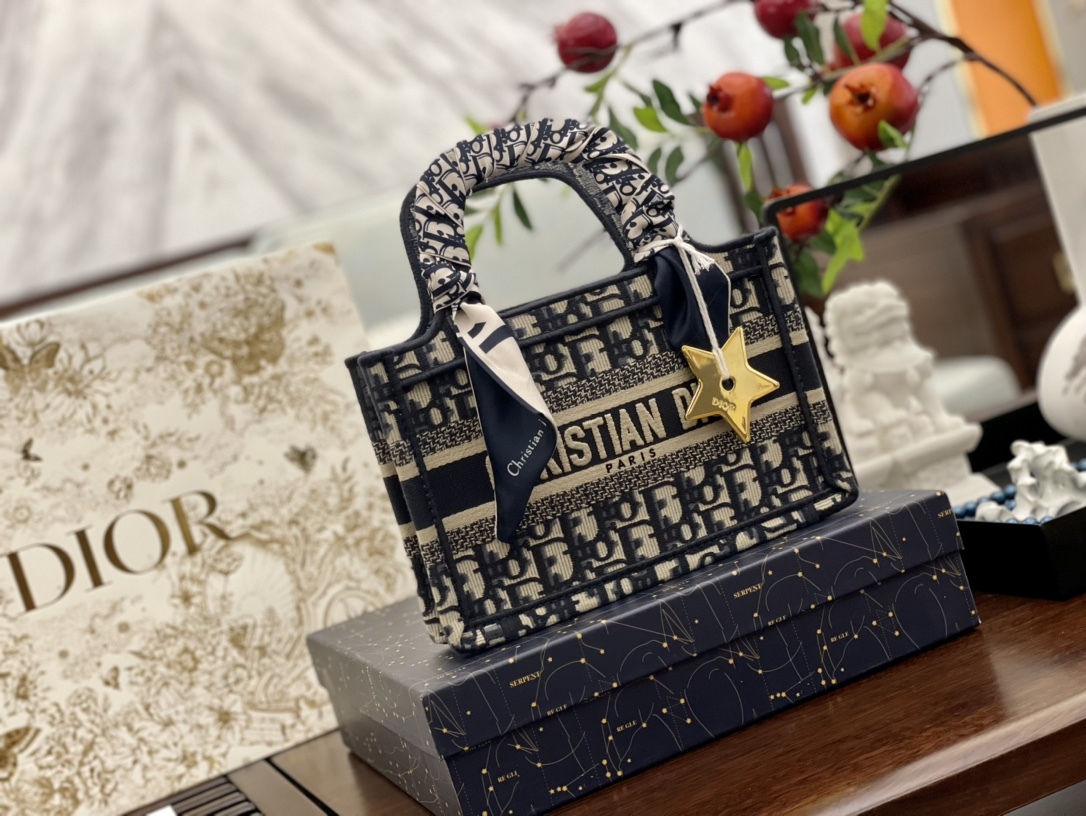 D style Mini Book Tote Handbags-Luxeon