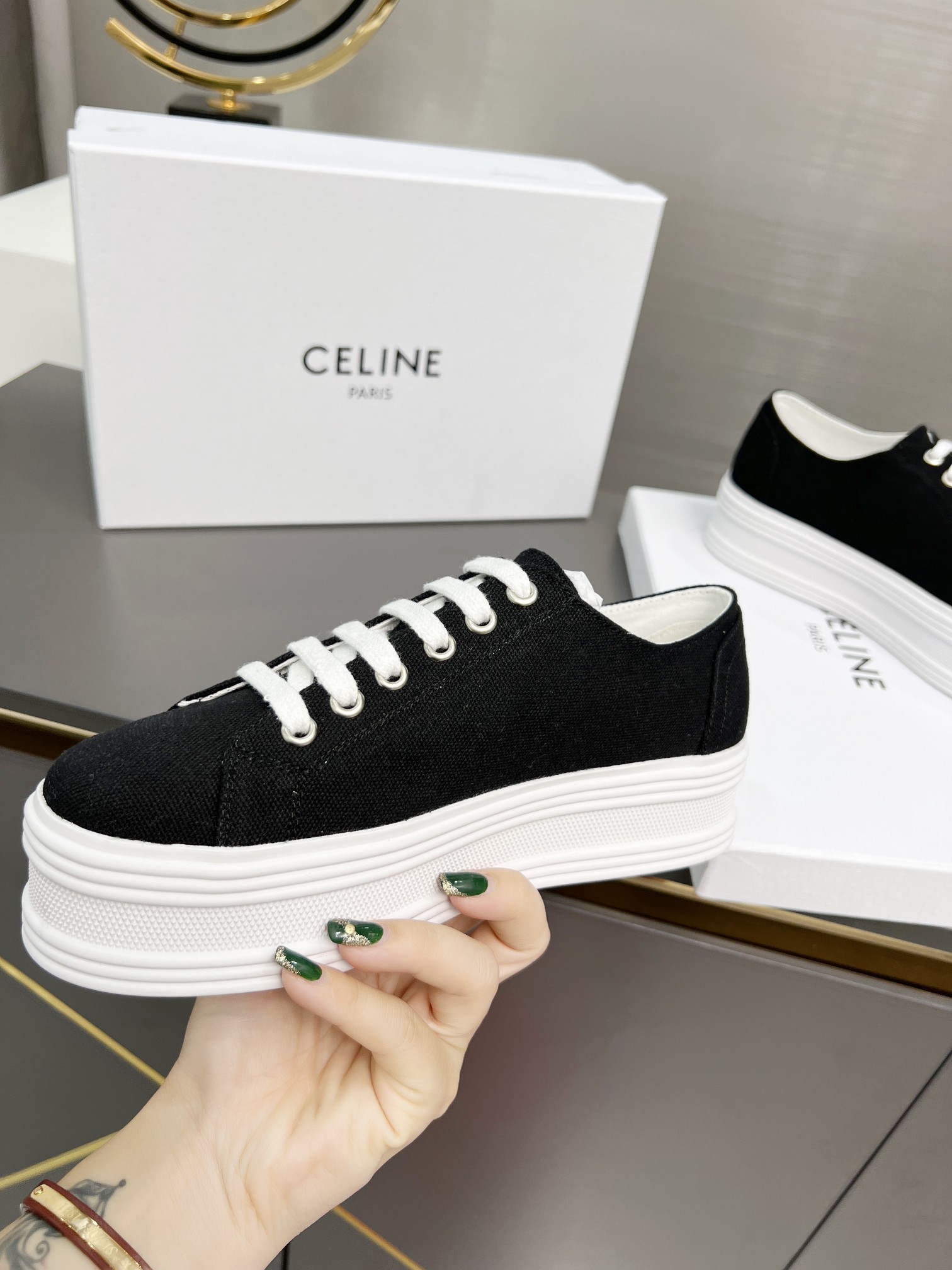 C style low heel canvas casual shoes-Luxeon