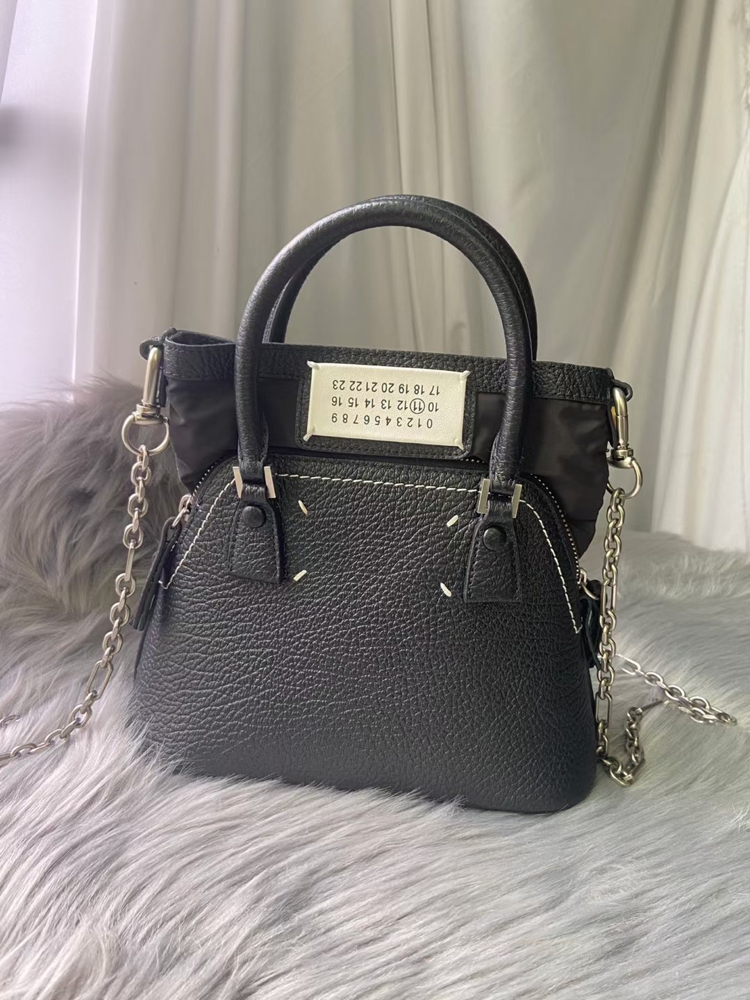 Maison Margiela Shoulder Bags Shell Bags MM6-Luxeon
