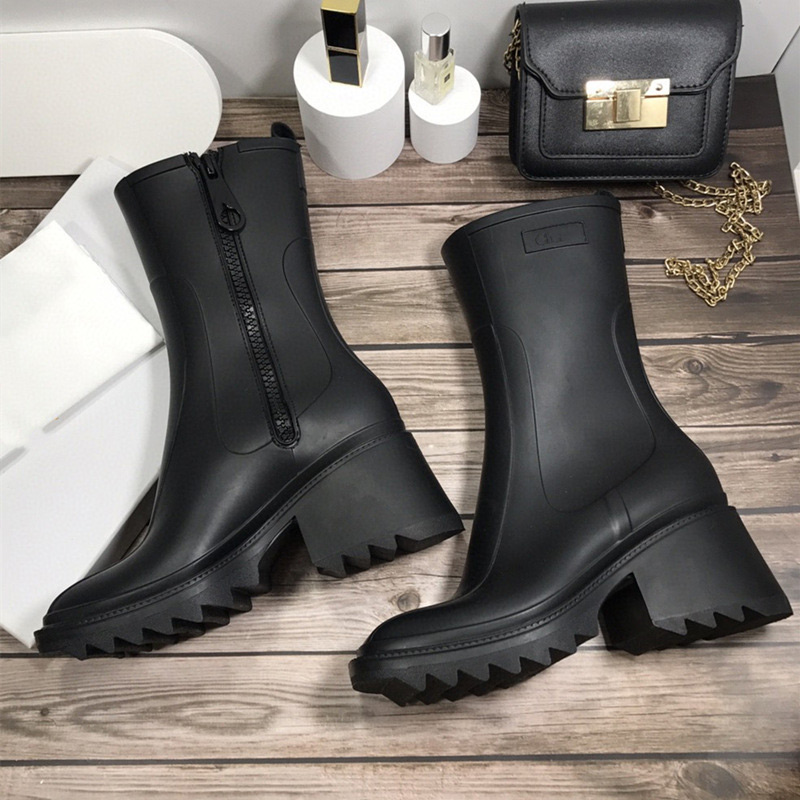 Chloe Women's Thick Heel High-Heeled Short Boots-Luxeon