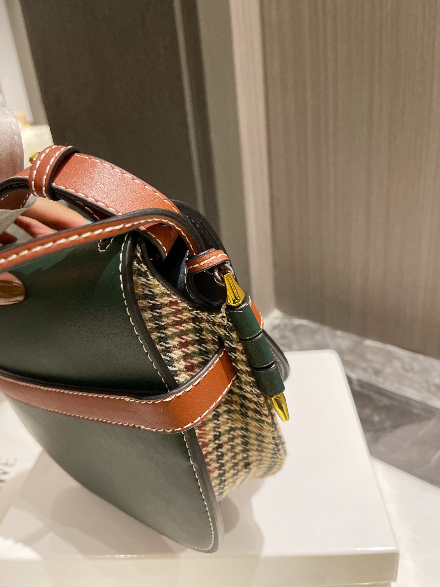 L style Gate Bag Saddle Bag Crossbody Bag-Luxeon