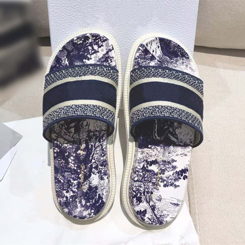 D style Women's Flat Open Toe Slippers-Luxeon