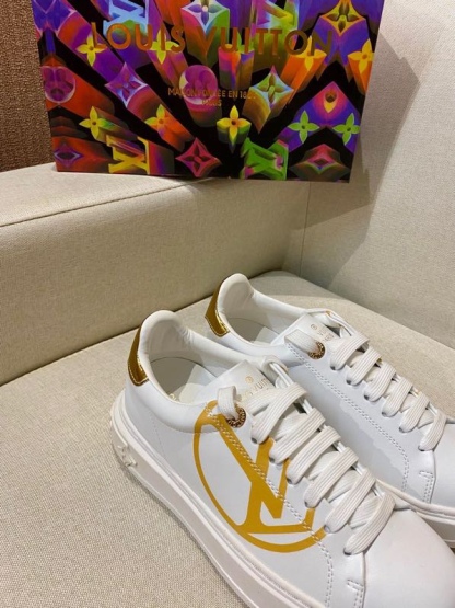 L style Women Lace Up Leather Flat Sneakers-Luxeon