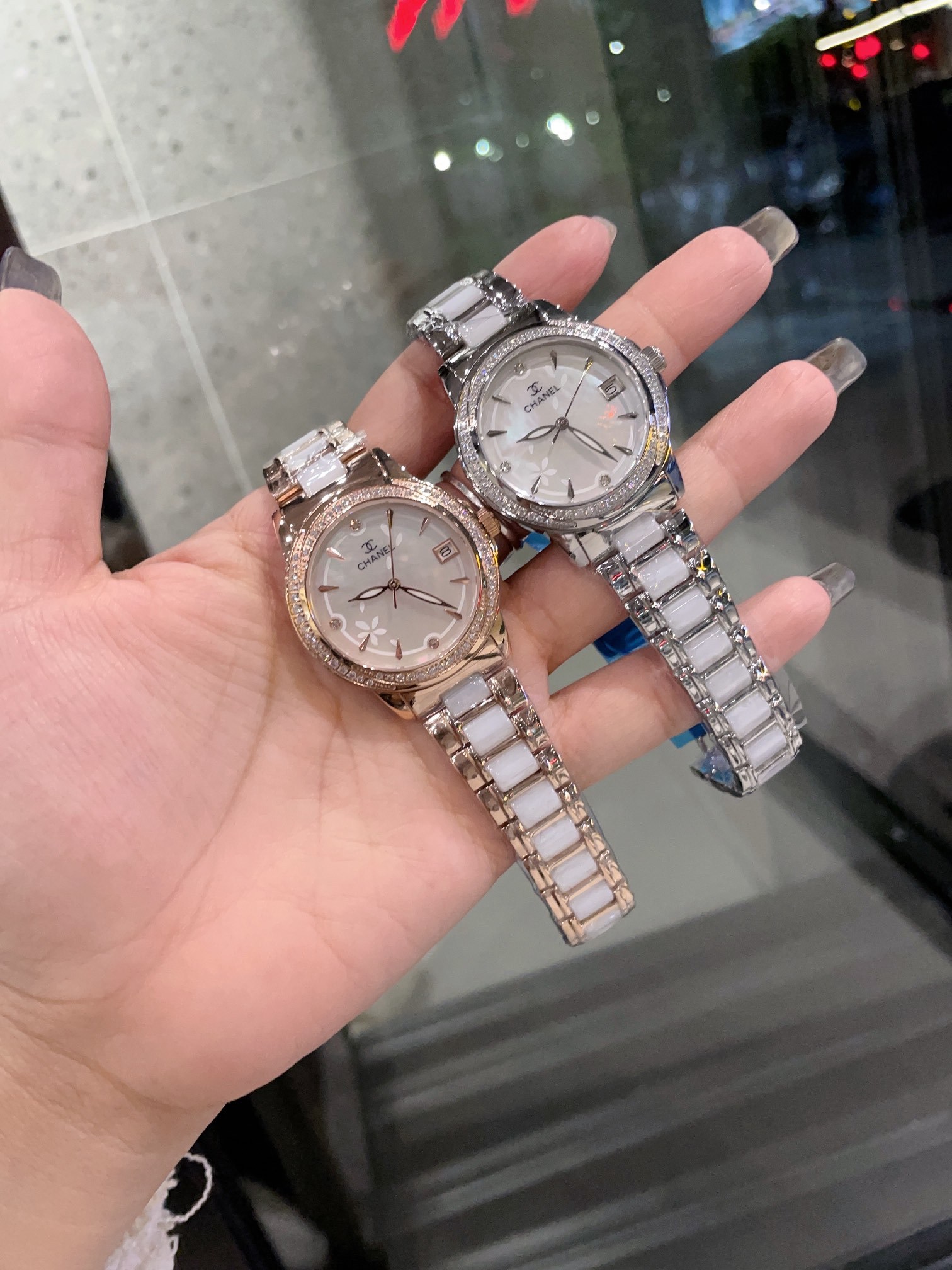 C style Delicate Women Watch Ceramic Strap Quartz Movement-Luxeon