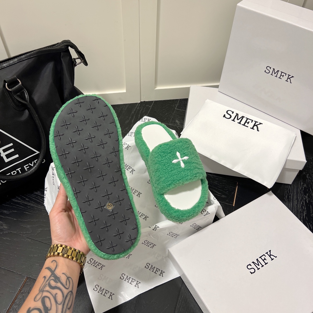 SMFK new wool fuzz slippers-Luxeon