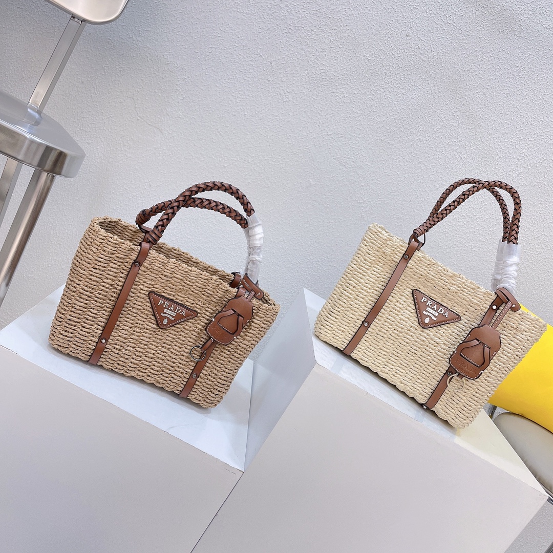 P style straw basket handbags-Luxeon