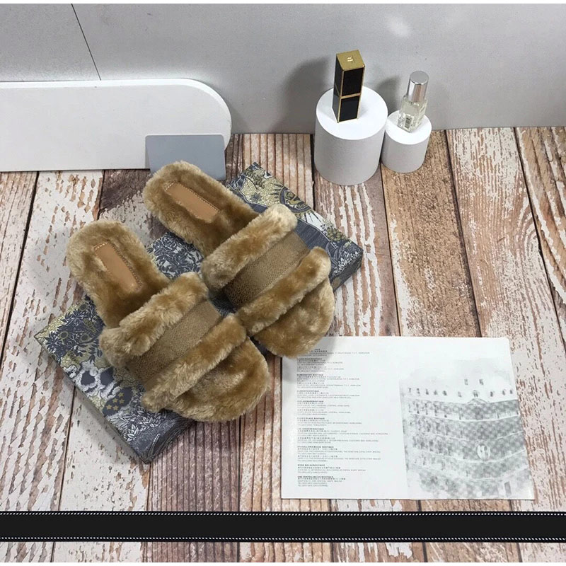 D style Women Warm Embroidery Slippers-Luxeon