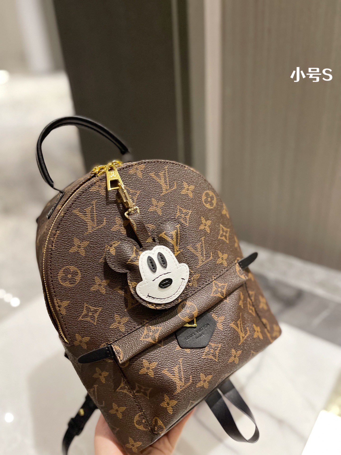 . Backpack Mickey-Luxeon