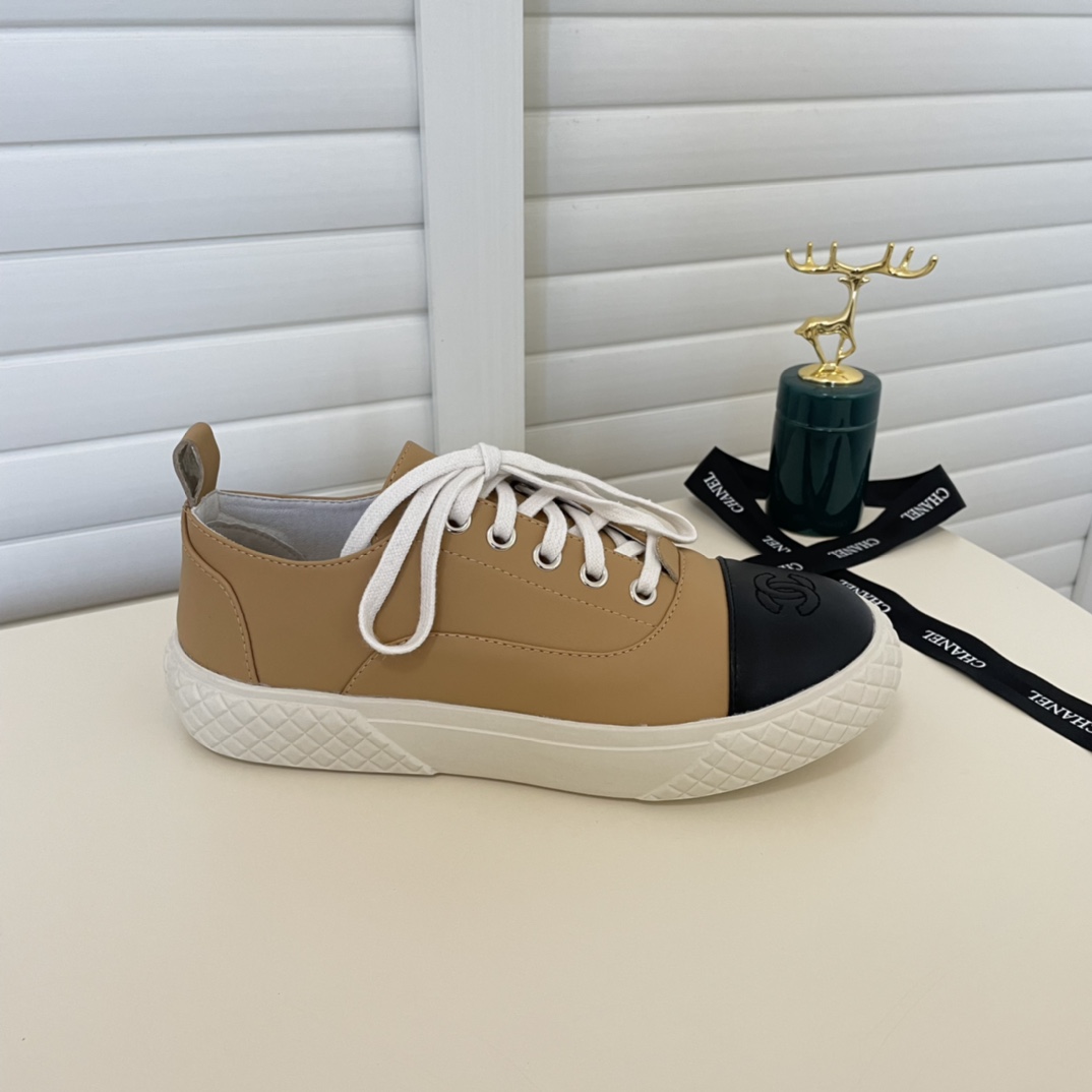 C style Women Lace Up Flat Sneakers-Luxeon