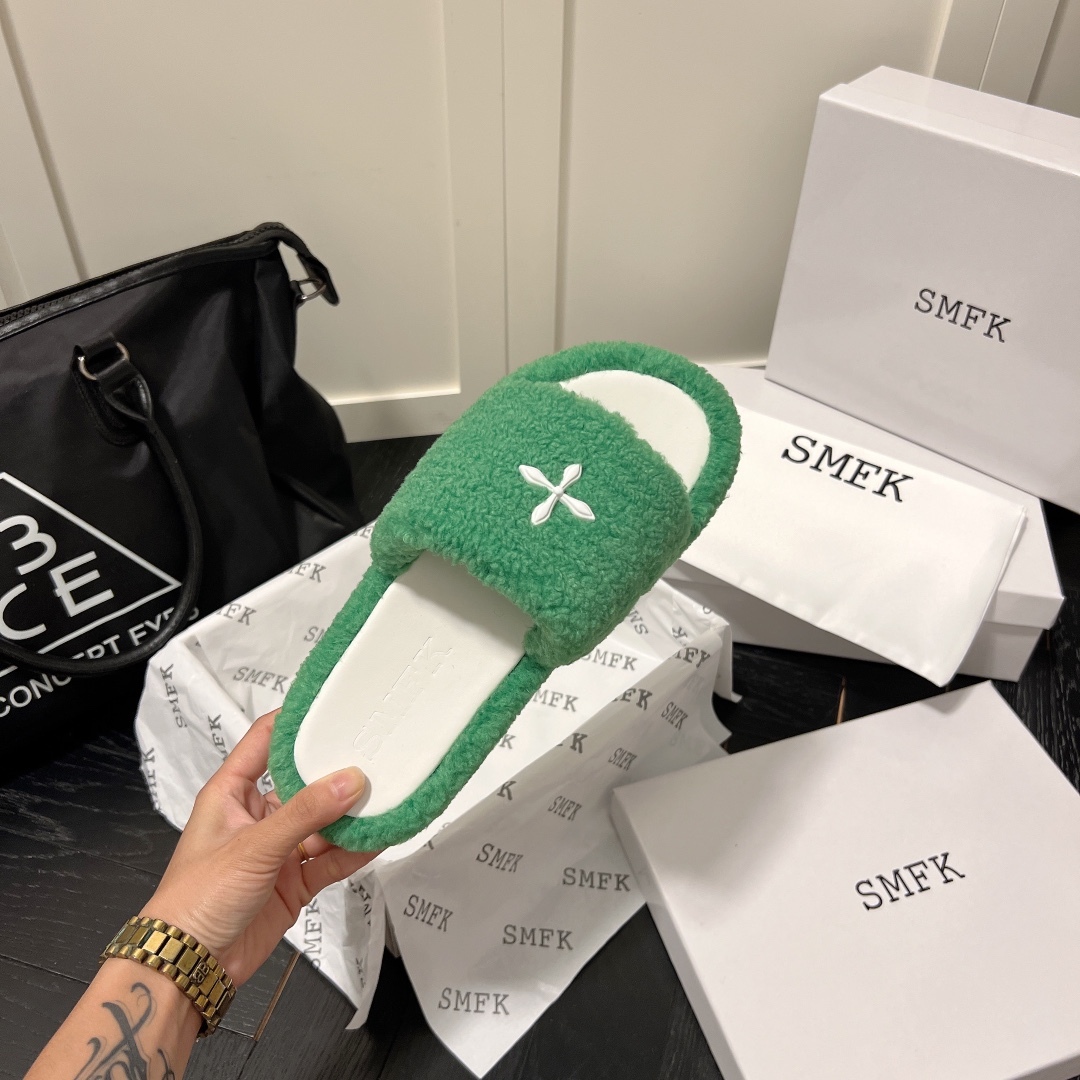 SMFK new wool fuzz slippers-Luxeon