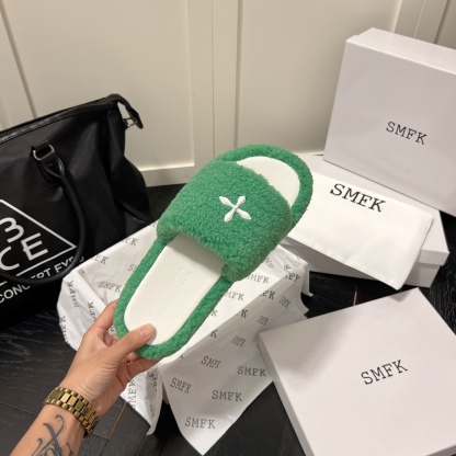 SMFK new wool fuzz slippers-Luxeon