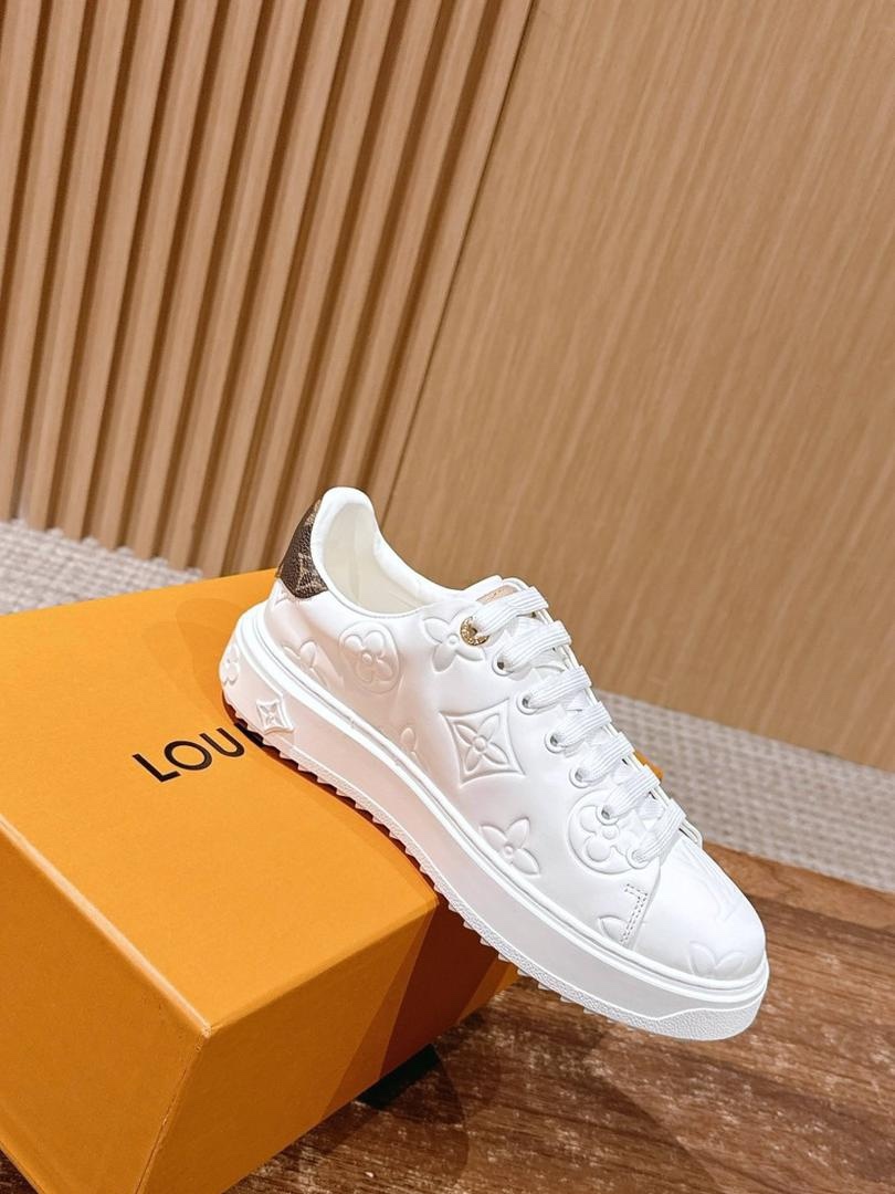 Printed casual shoes