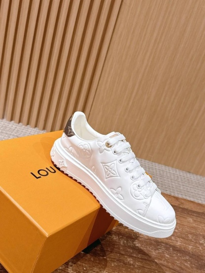 Printed casual shoes