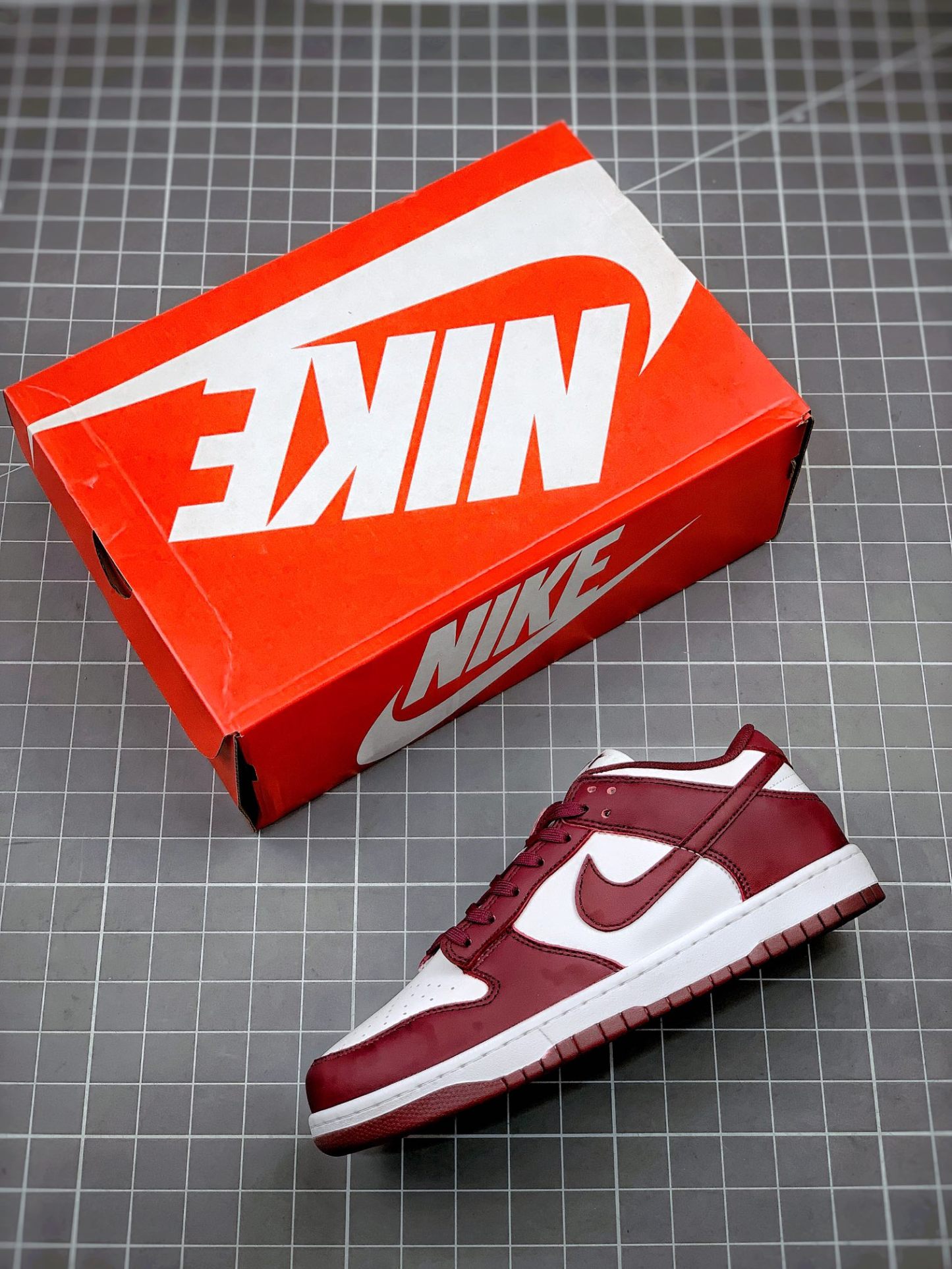 . SB Dunk Low "UNLV" sneakers-Luxeon