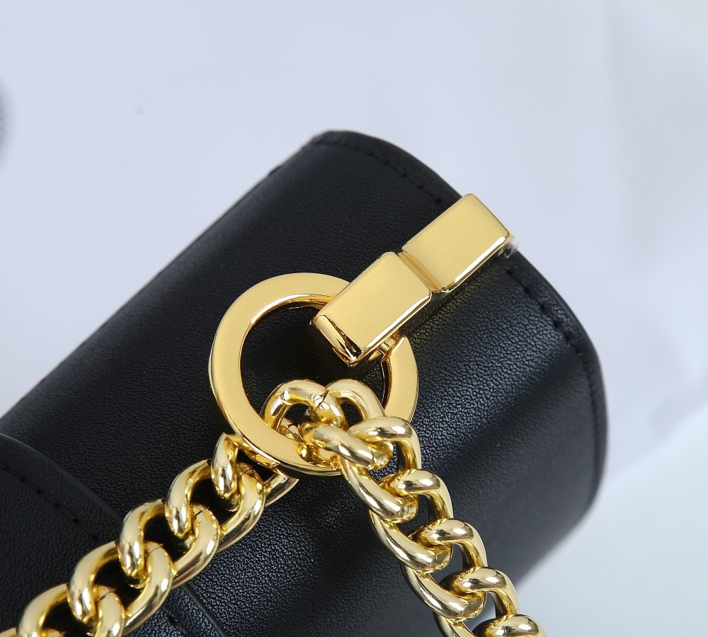 P style shoulder bag-Luxeon