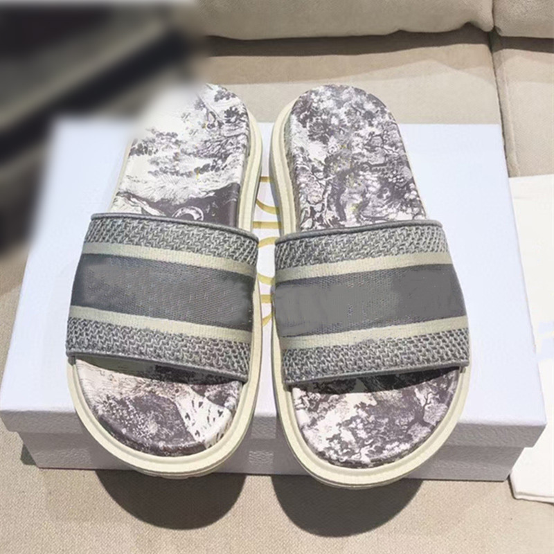 D style Women's Flat Open Toe Slippers-Luxeon