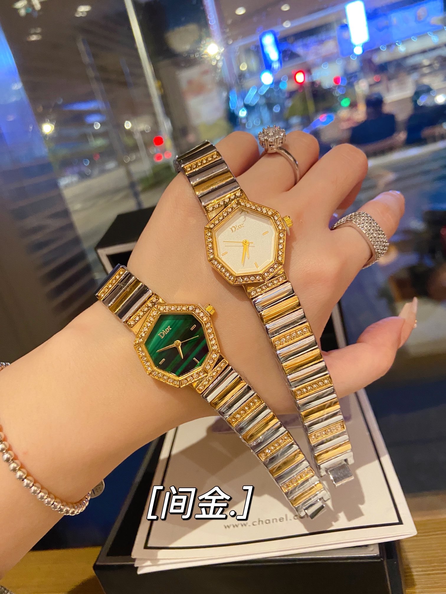 D style Wristwatch Elegant Fashion-Luxeon