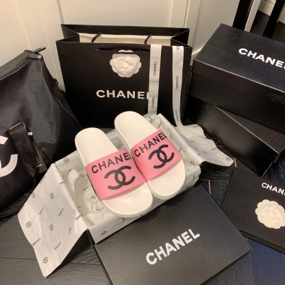 C style vintage slippers-Luxeon