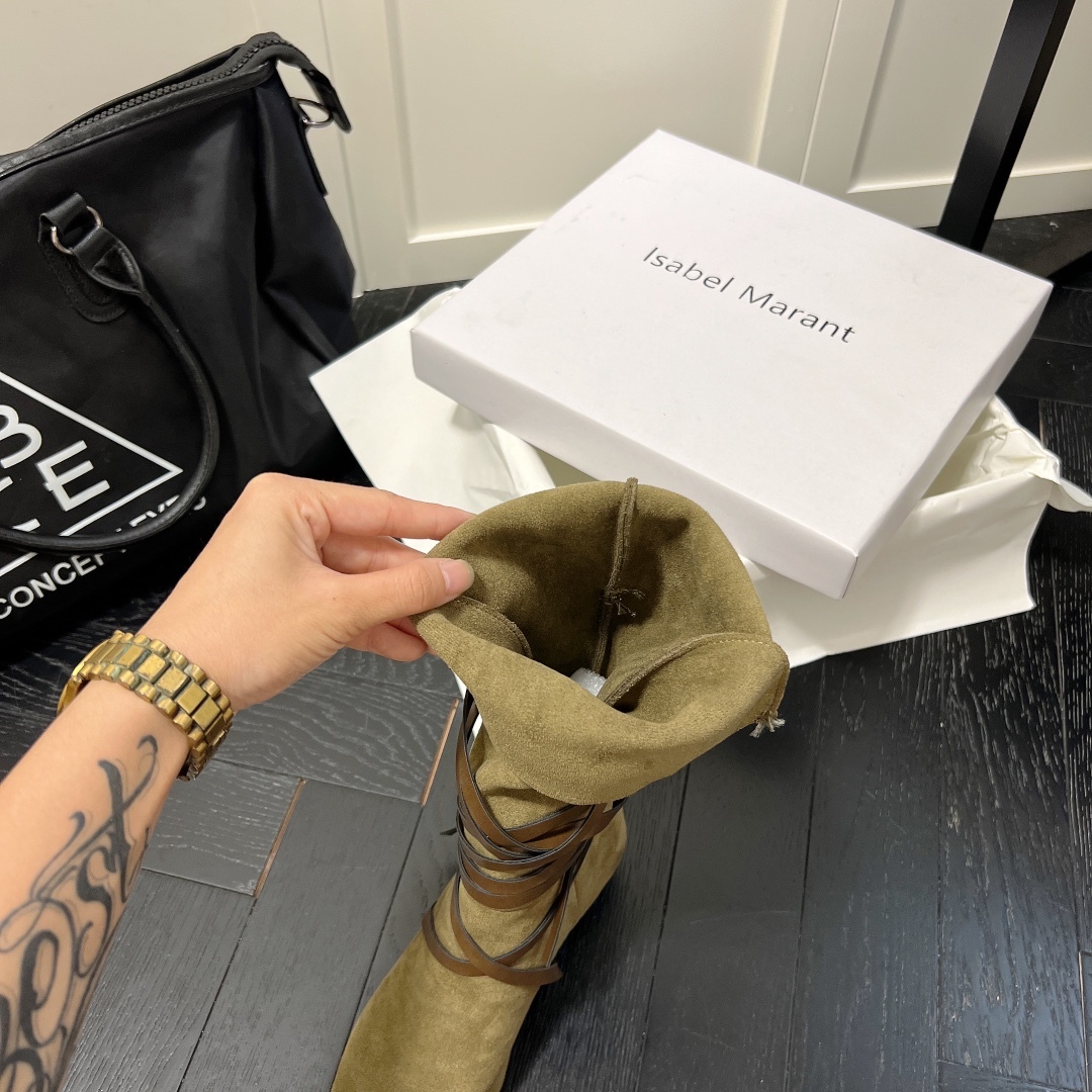 Isabel Marant strips style high knee boots-Luxeon