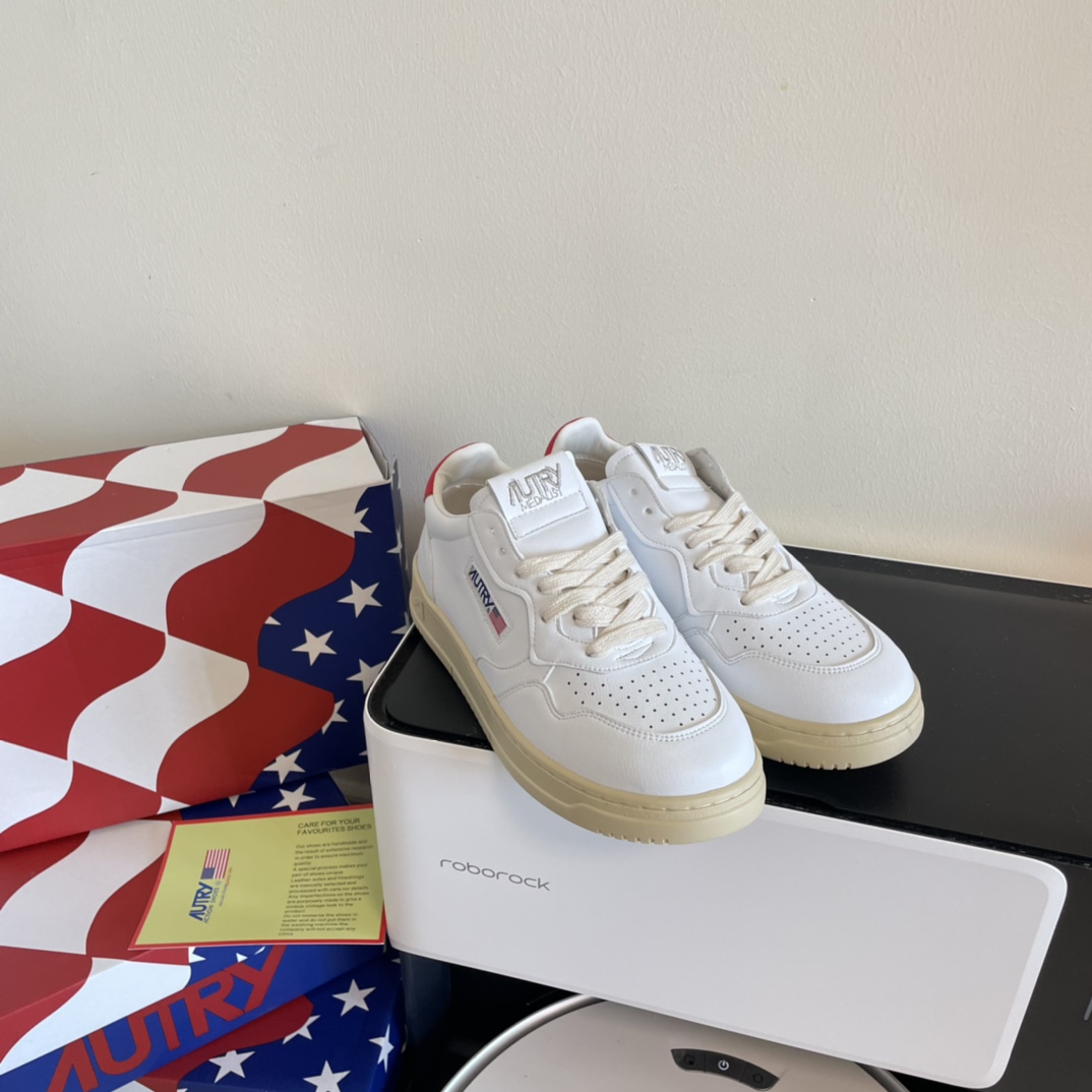 AUTRY new women vulanized shoes sports shoes-Luxeon