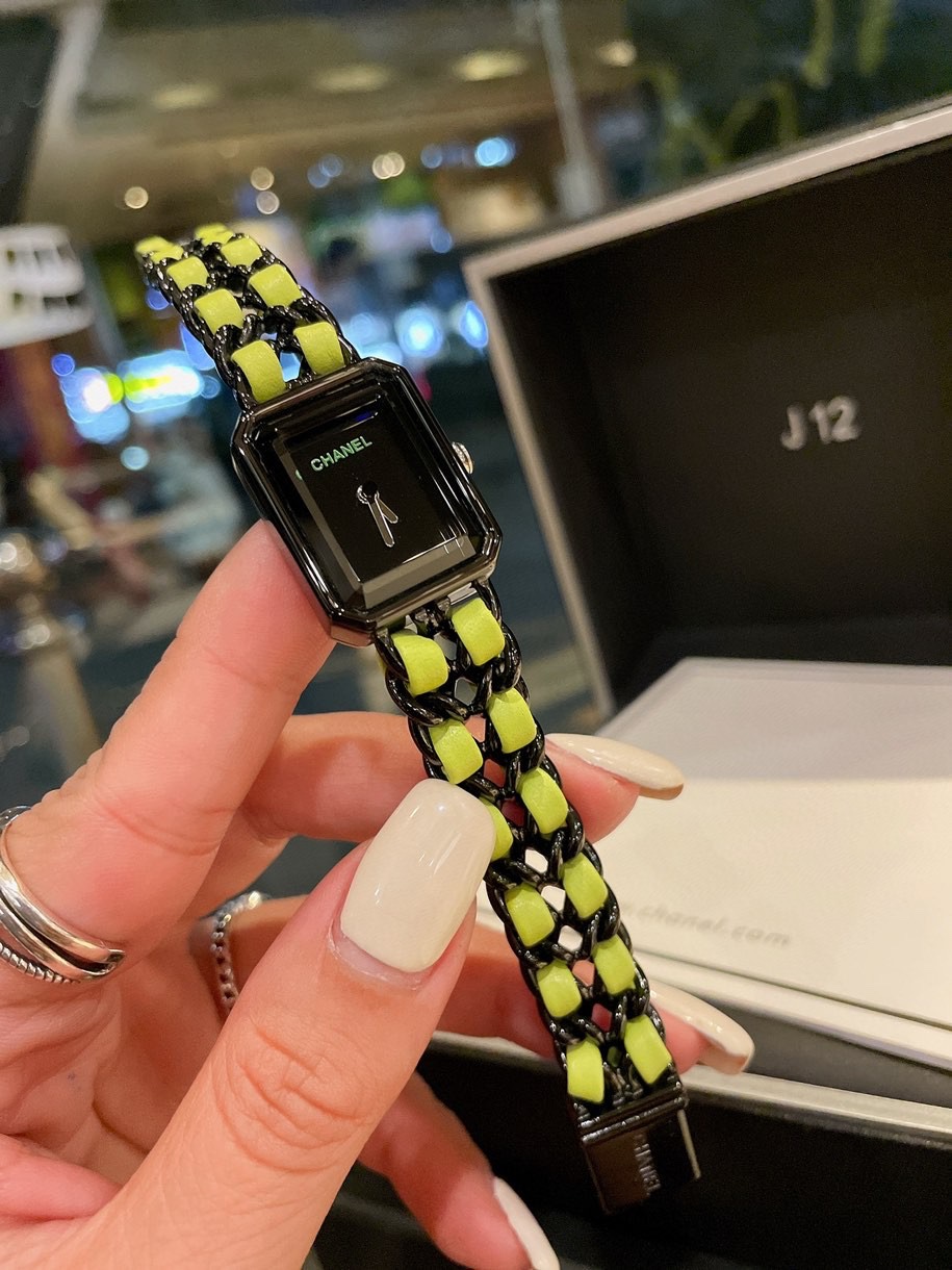 C style PREMIERE ELECTRO Women Wristwatch Leather Bracelet Band-Luxeon
