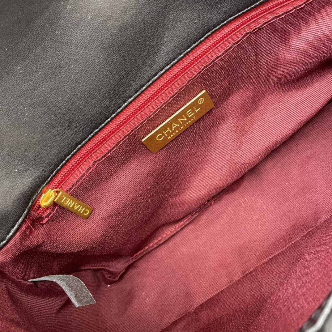 C style diamond chain leather handbag-Luxeon