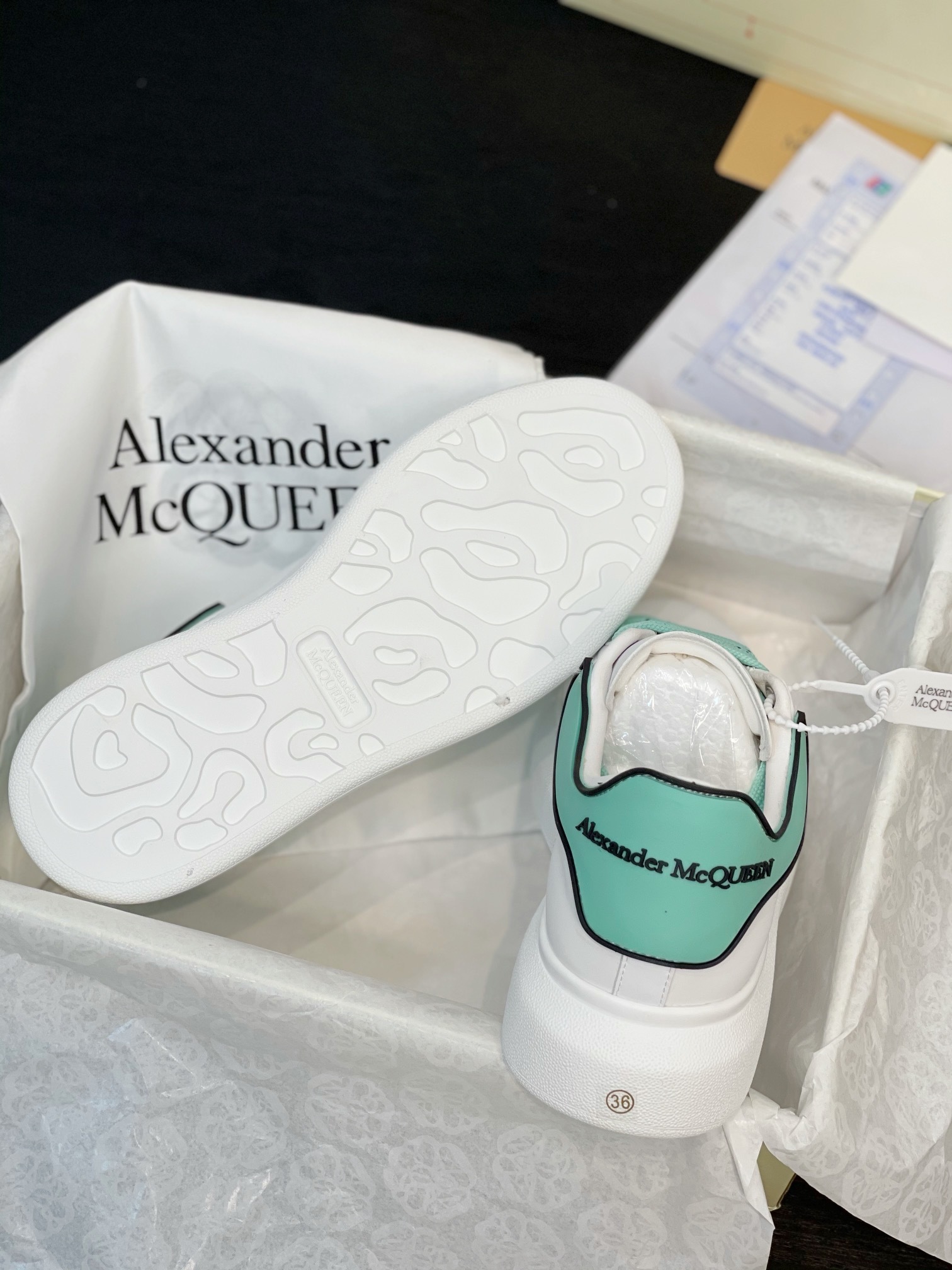 Alexander Mc QUEEN  women sneakers casual shoes-Luxeon