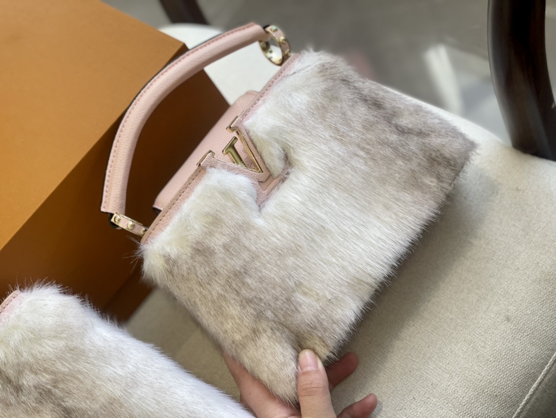 L style capcines handbag-Luxeon