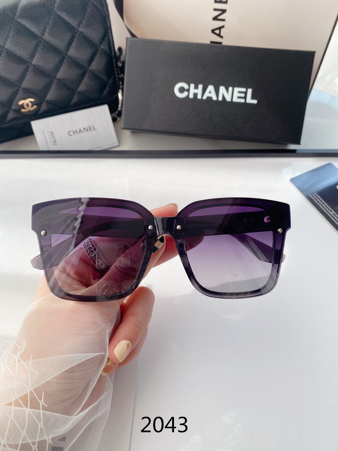 CHANE Women's Sunglasses-Luxeon