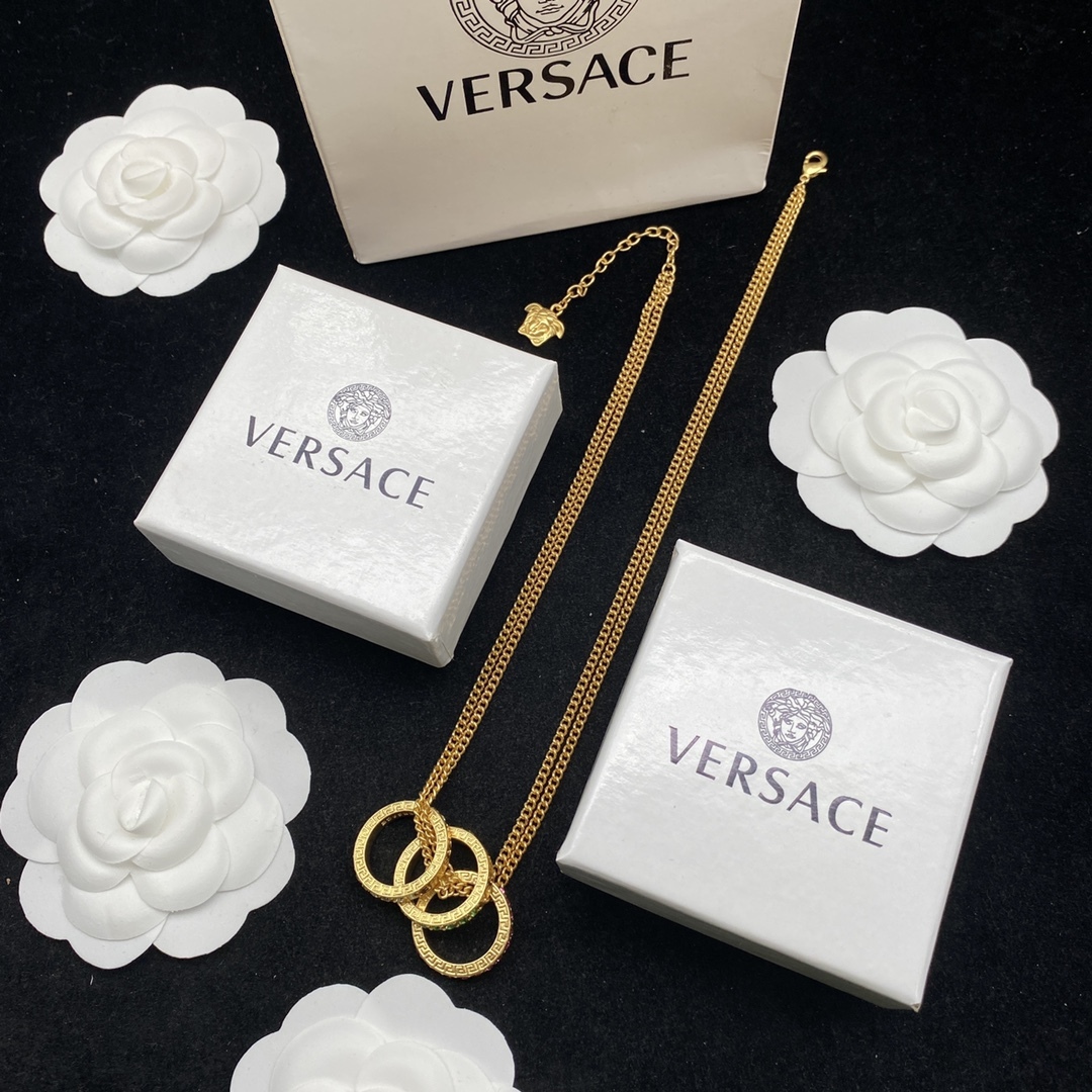 Versace Fashion New Necklace-Luxeon