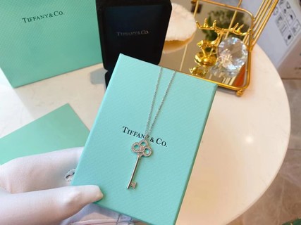 Tiffany Key Necklace Full Diamonds-Luxeon