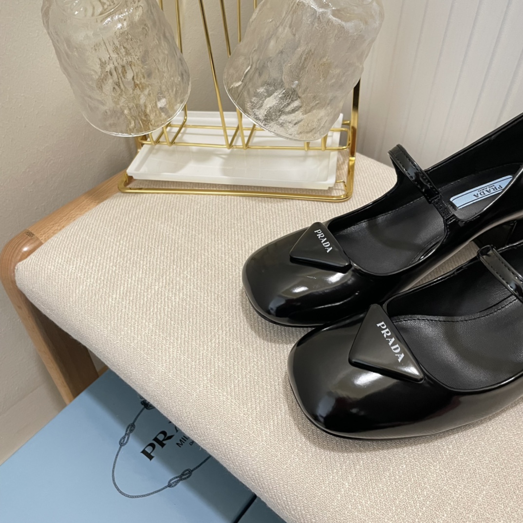 P style Women Square Low Heel Pump-Luxeon