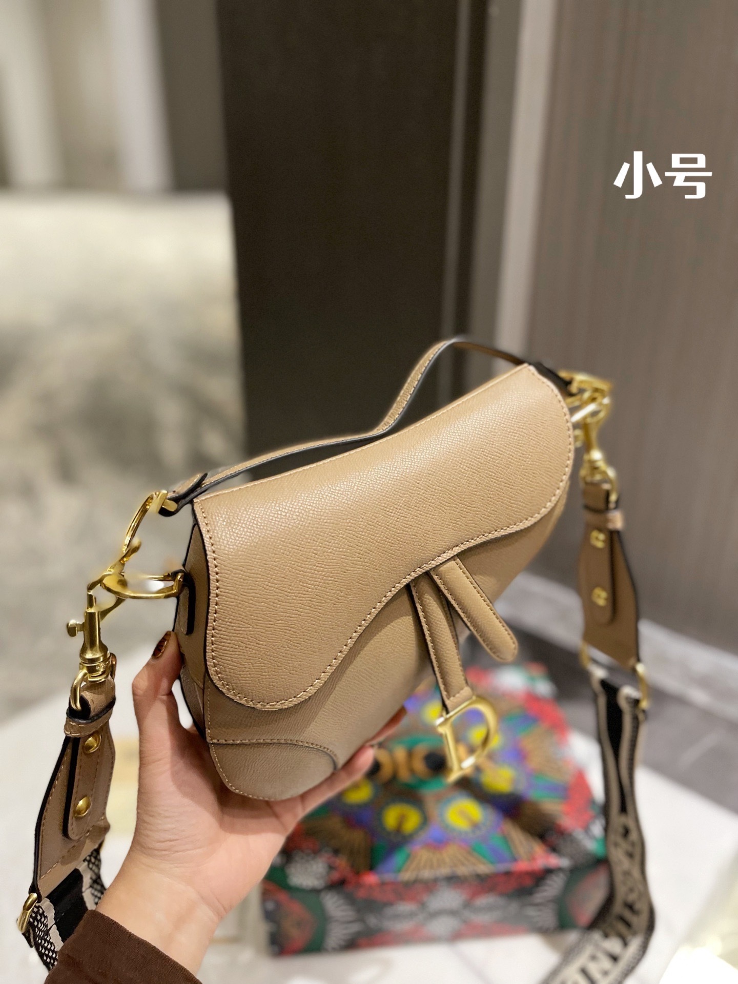 D style saddle handbags-Luxeon