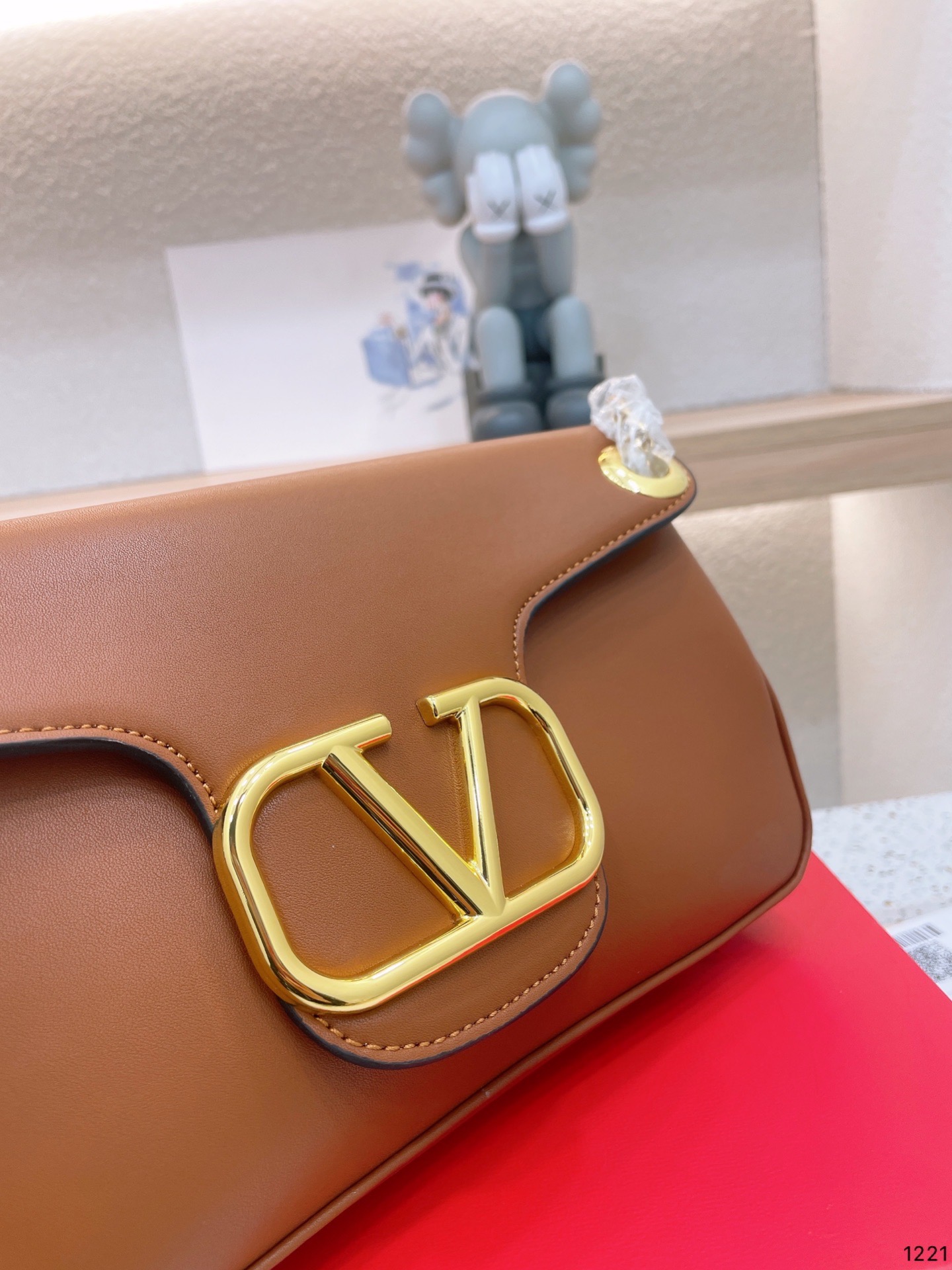 VALENTINO Rockstud Alcove handbags rivet-Luxeon