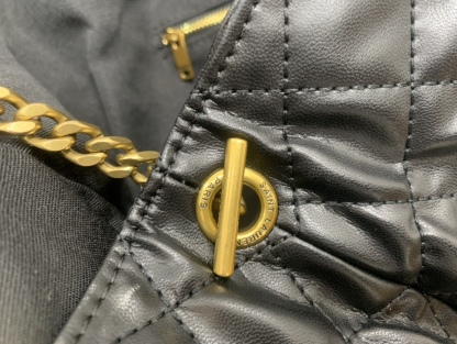 Y style SAINT LAURENT Classic Tote Bags【medium size】-Luxeon